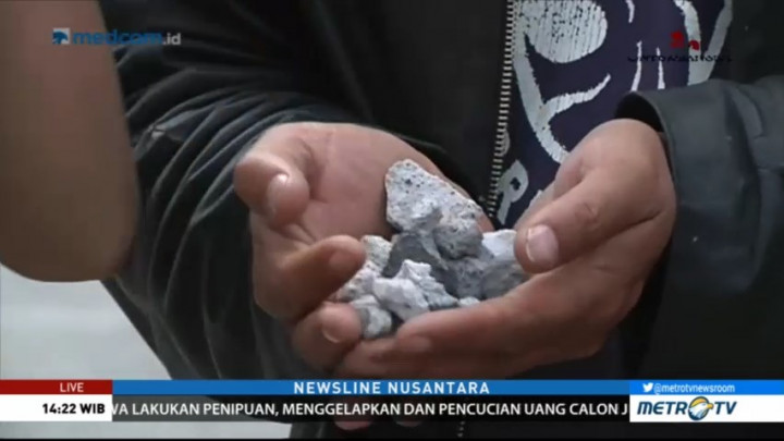 Hujan Kerikil Gunung Sinabung Sempat Membuat Warga Panik