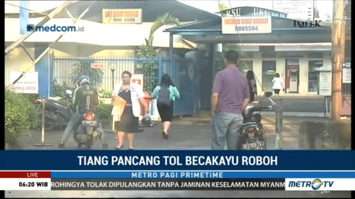 6 Korban Tiang Girder Tol Becakayu Dirawat di RS UKI Cawang