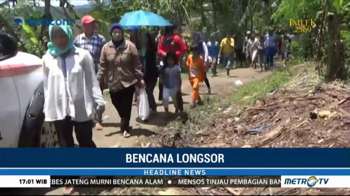 Banyak Warga Berdatangan ke Lokasi Longsor di Brebes