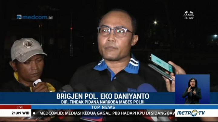 Petugas Kerahkan Tim Penyelam untuk Cari Sabu di Bawah Kapal Win Long