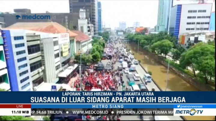 Sidang PK Ahok Selesai, Massa Mulai Membubarkan Diri