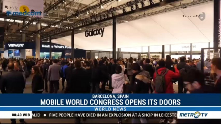 Mobile World Congress Opens Its Doors