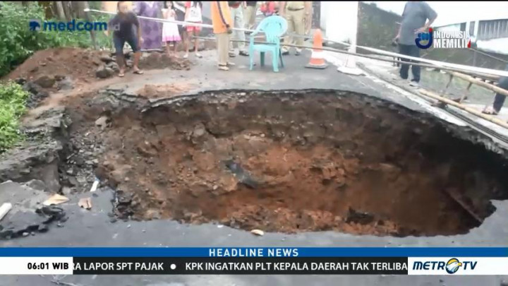 Jalan Penghubung Antar Desa di Semarang Ambles