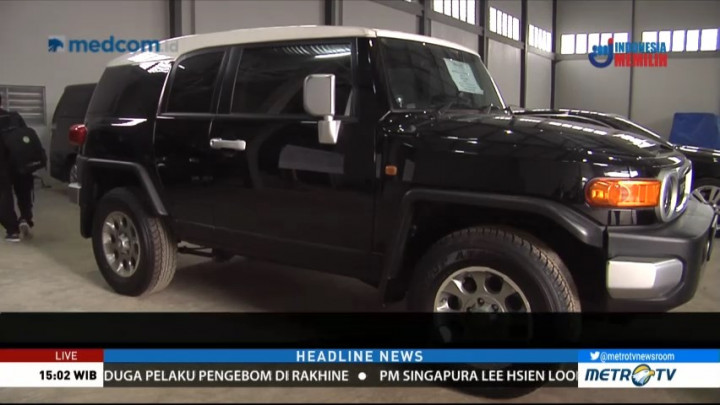 Mobil Mewah Nazaruddin Terjual Rp300 Juta