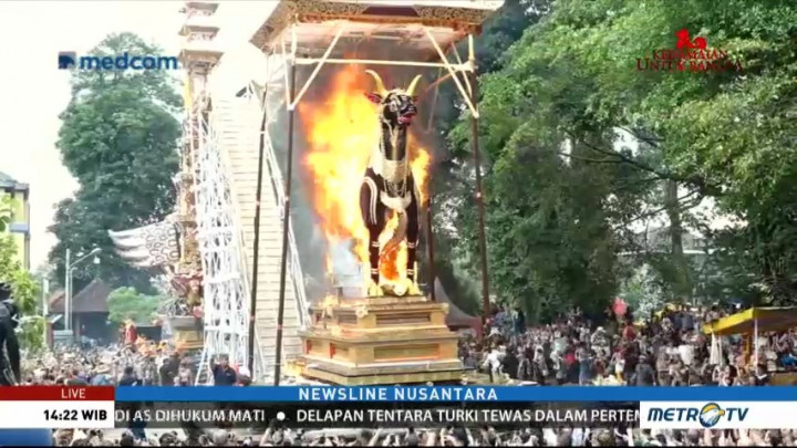 Prosesi Upacara Pelebon Ratu Niang Agung