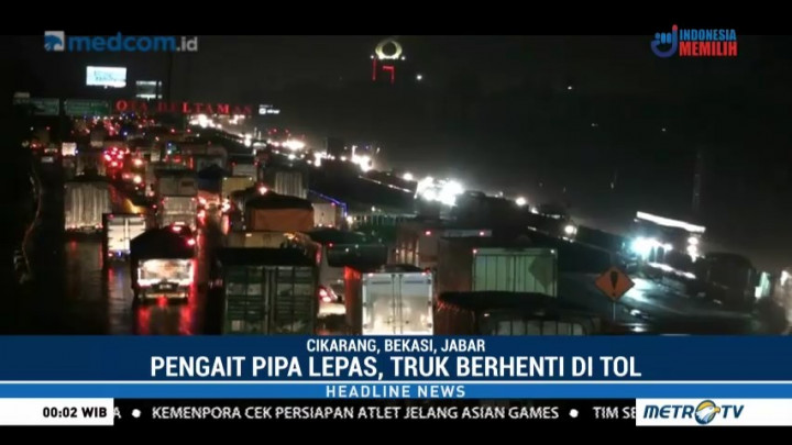 Ada Kecelakaan Truk, Lalin Tol Arah Jakarta-Cikampek Macet Hingga Puluhan Kilometer