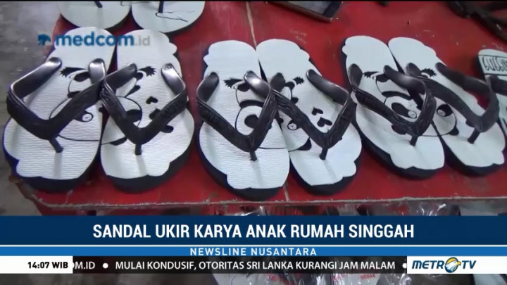 Sandal Ukir Karya Anak Rumah Singgah Langkat