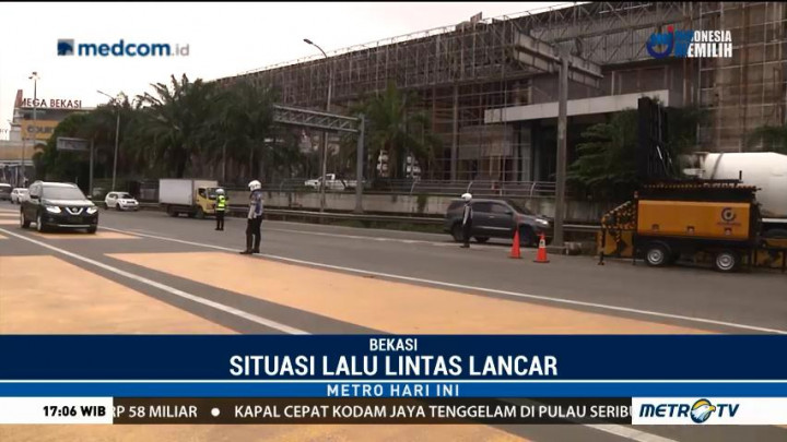 Ganjil Genap Diterapkan, Situasi Arus Lalin di Pintul Tol Bekasi Barat I Lancar