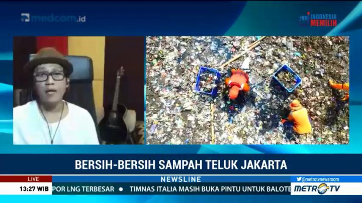 Bersih-bersih Sampah Teluk Jakarta (1)