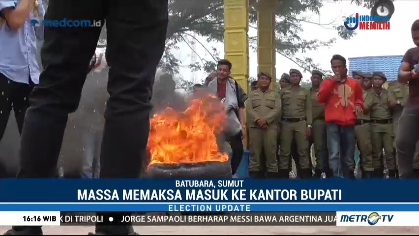 Aksi Unjuk Rasa Tuntut Pjs Bupati Batubara Mundur Berlangsung Ricuh