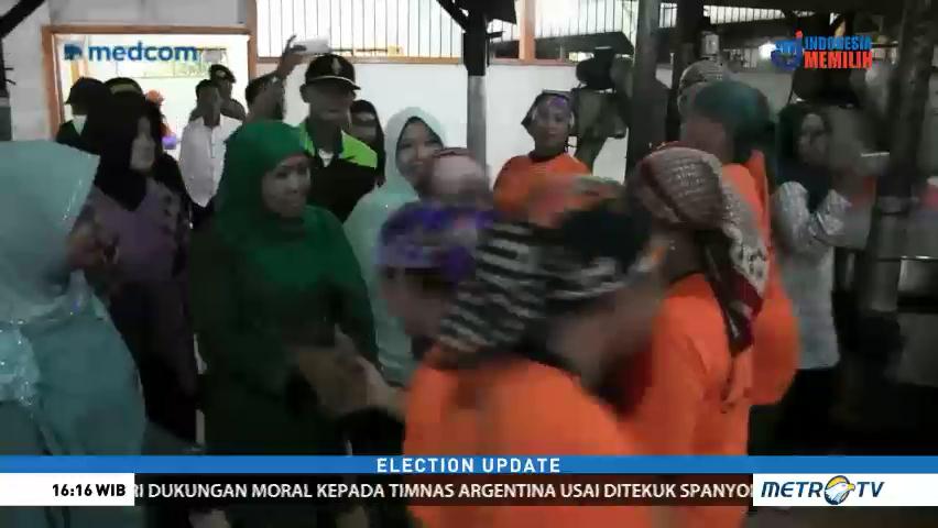 Dua Cagub Jatim Kompak Blusukan ke Pusat Ekonomi Warga