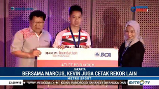 Orang Tua Teteskan Air Mata Saat Tonton Video Kesuksesan Kevin