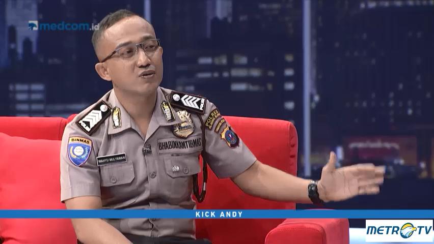 Polisi Ini Gadai Surat Rumah untuk Bantu Petani