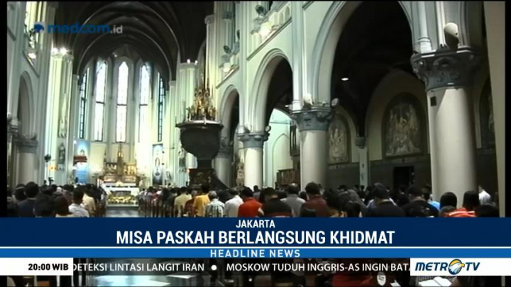 Ribuan Orang Ikuti Misa Paskah di Gereja Katedral