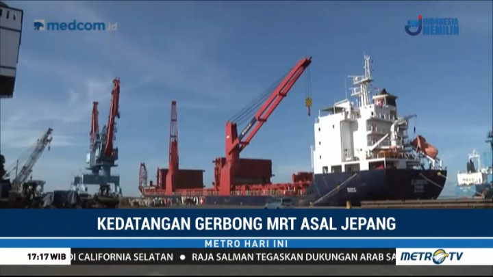 12 Gerbong MRT Tiba di Tanjung Priok