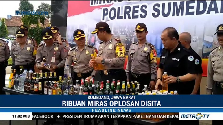 Polres Sumedang Amankan Ribuan Botol Miras Oplosan