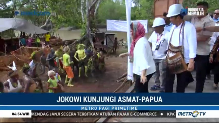 Iriana Menari Bersama Warga Asmat