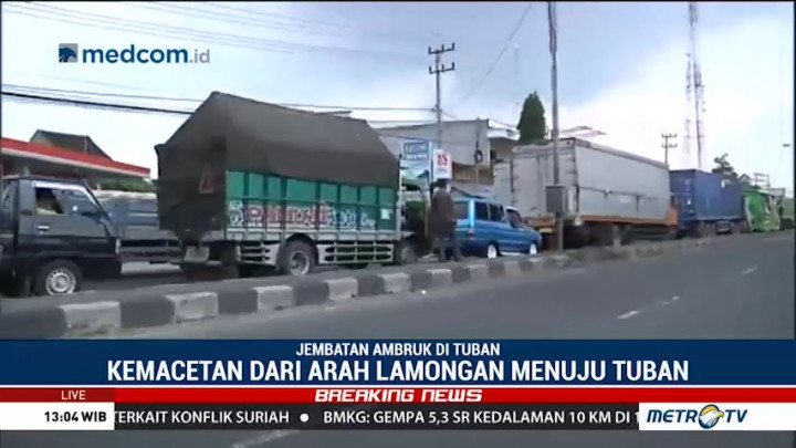 Jembatan Ambruk, Lalu Lintas Lamongan-Tuban Macet