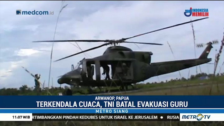 Evakuasi Tiga Guru Korban Penyanderaan di Papua Terkendala Cuaca