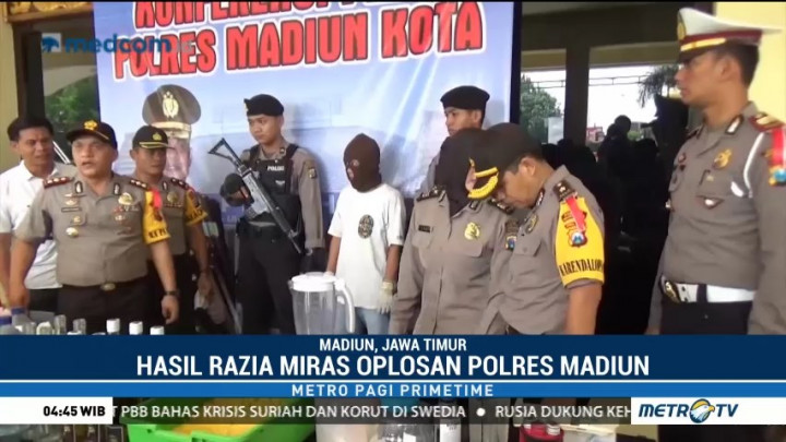 Polisi Gerebek Rumah Produksi Miras di Madiun