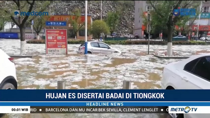 Hujan Es Disertai Badai Landa Tiongkok