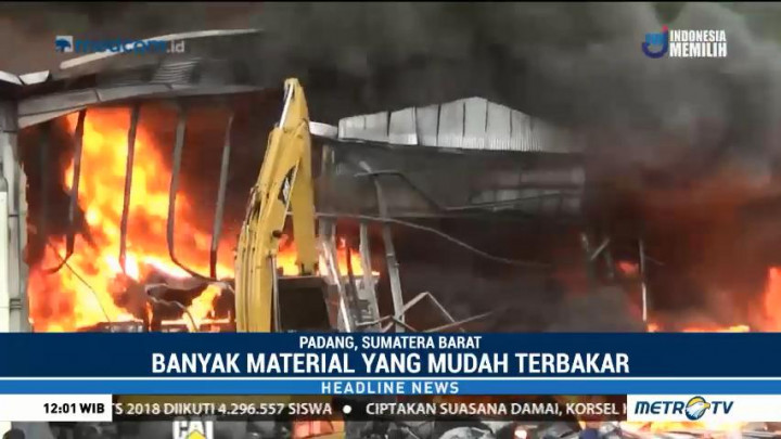 Gudang Karet di Padang Ludes Terbakar