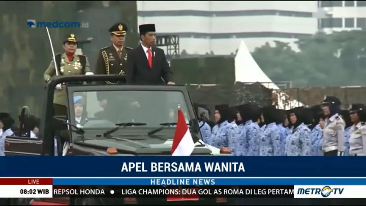 Jokowi Hadiri Apel Bersama Wanita di Monas