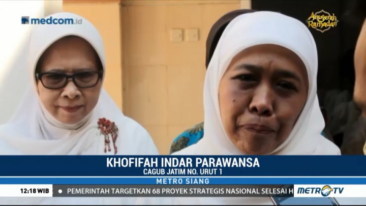 Khofifah-Emil Beri Motivasi ke Santri Ponpes Nurul Kholil