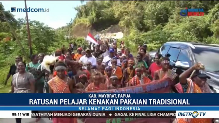 Karnaval Budaya Hingga Gerakan Pungut Sampah di Peringatan Hardiknas