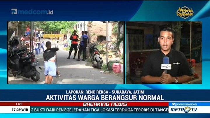 Aktivitas Warga Jalan Sikatan Surabaya Berangsur Normal
