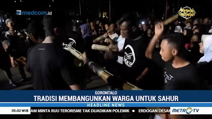 Warga Gorontalo Gelar Tradisi Koko'o Sahur