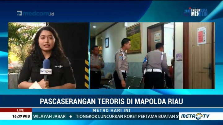 Kapolri Jenguk Polisi Korban Penyerangan Mapolda Riau