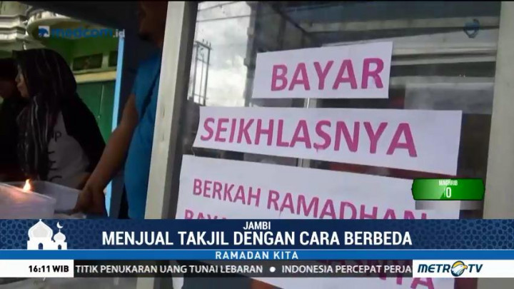 Berjualan Takjil Sambil Beramal