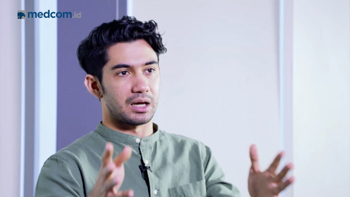 Reza Rahadian, Ayushita dan Dion Wiyoko Blak-blakan Seputar The Gift