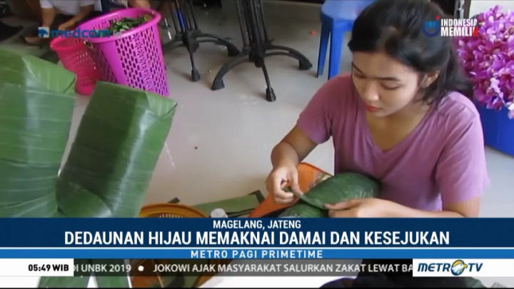 Daun Pisang Jadi Dekorasi Utama Perayaan Waisak di Candi Mendut dan Borobudur