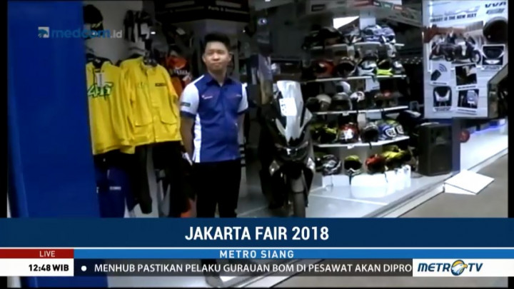 Pengunjung Incar Diskon Produk di Jakarta Fair 2018