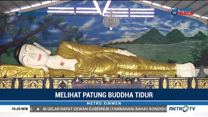 Melihat Patung Buddha Tidur
