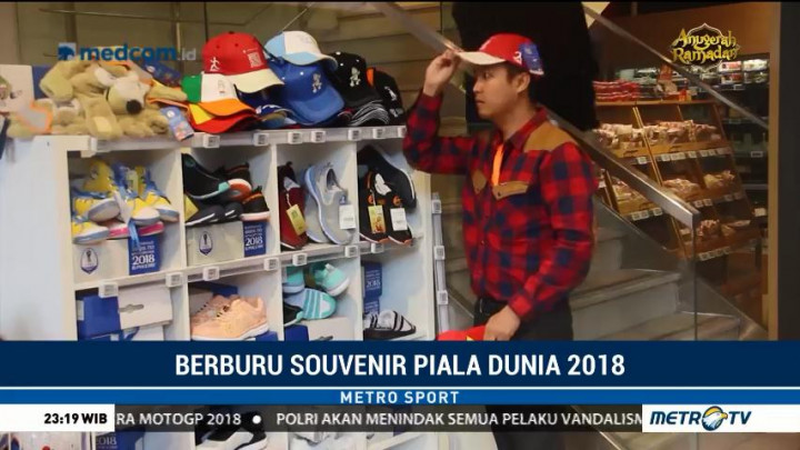 Berburu Suvenir Piala Dunia 2018