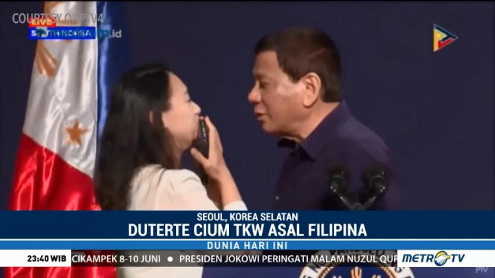 Duterte Cium Bibir Pekerja Wanita di Korsel