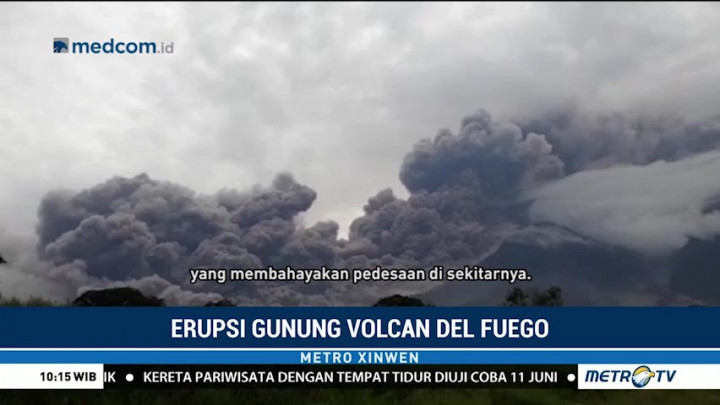 Gunung Fuego di Guatemala Erupsi