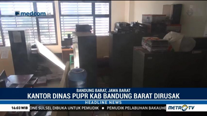Tak Diberi THR, Oknum Ormas Rusak Kantor Dinas PUPR Bandung Barat