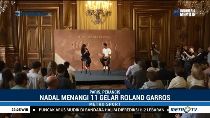 Nadal Terima Penghargaan dari Wali Kota Paris