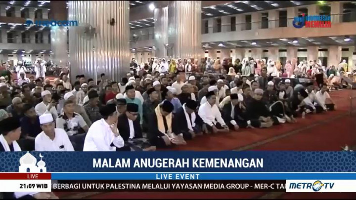 Takbir Menggema di Masjid Istiqlal