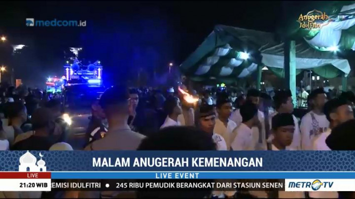 Warga Aceh Sambut Idulfitri dengan Pawai Obor