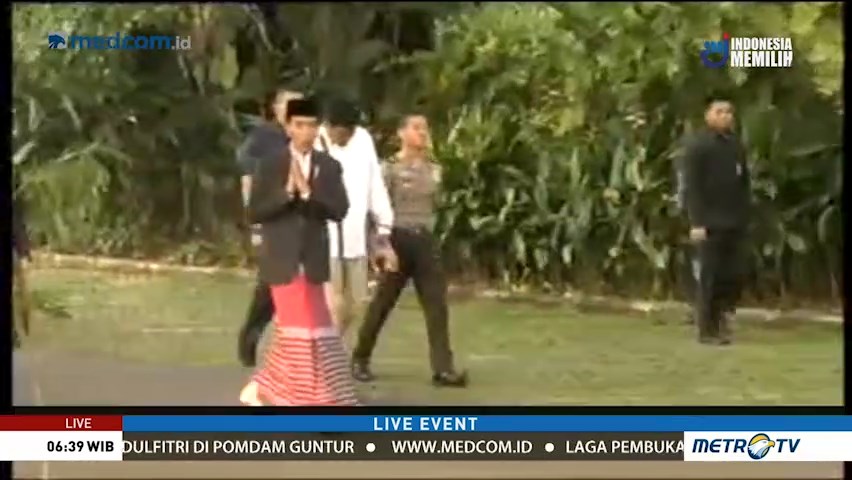 Jokowi Salat Id di Kebun Raya Bogor