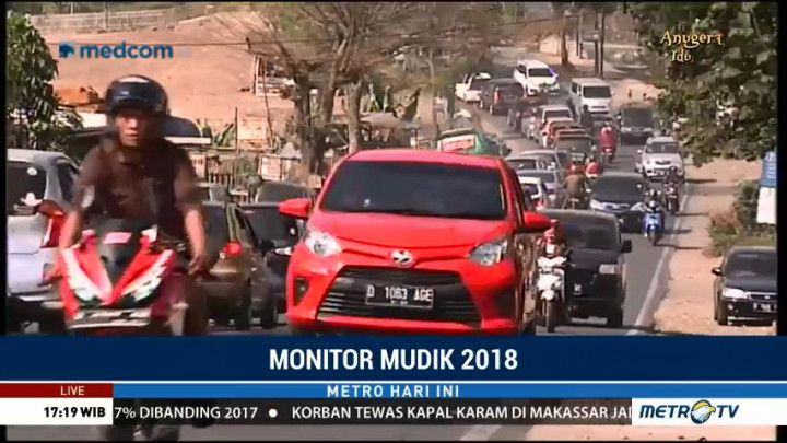 Antrean Kendaraan di Nagreg Capai 20 Km