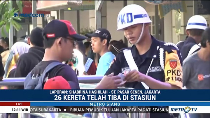 Arus Balik Mulai Terlihat di Stasiun Pasar Senen