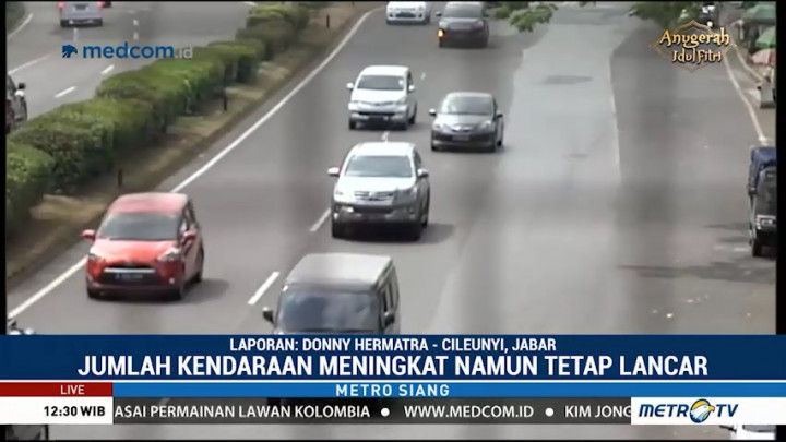 Lalu Lintas Tol Cileunyi Ramai Lancar