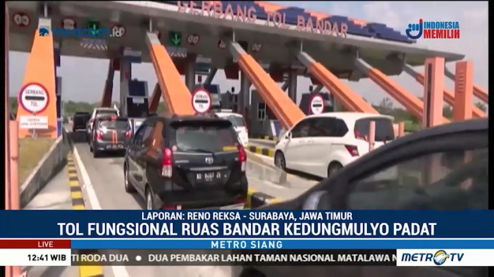 Arus Lalin di Tol Bandar Kedungmulyo Padat