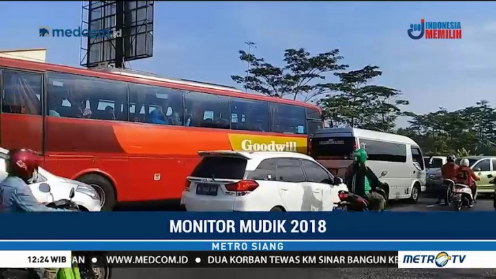 Arus Balik Brebes-Purwokerto Padat Merayap